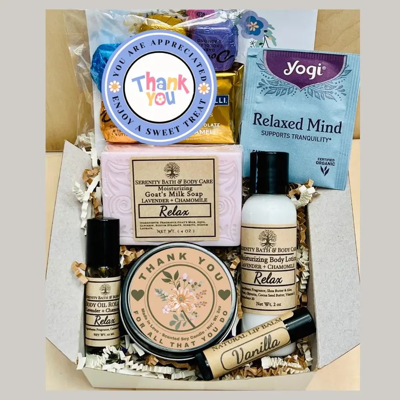 thank you gift box for employee, employee appreciation gift, bulk gifts, bulk employee appreciation gifts 
